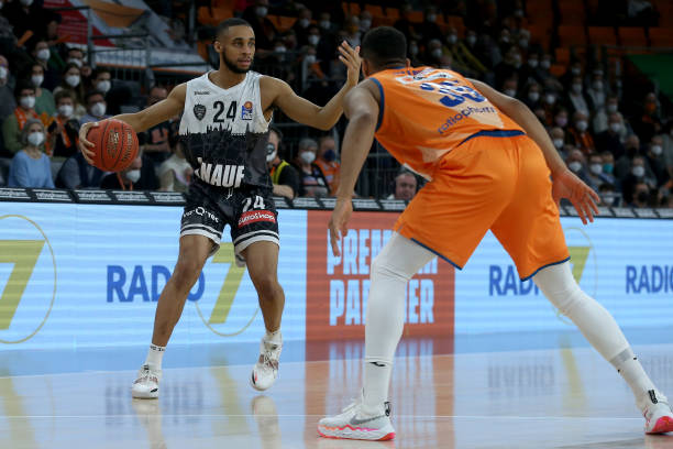 韧性与凶猛 韧性与凶猛